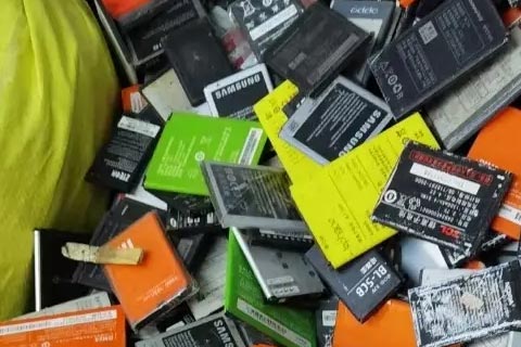 [洋关帝上门回收锂电池]锂电旧电池回收价格-收废弃新能源电池